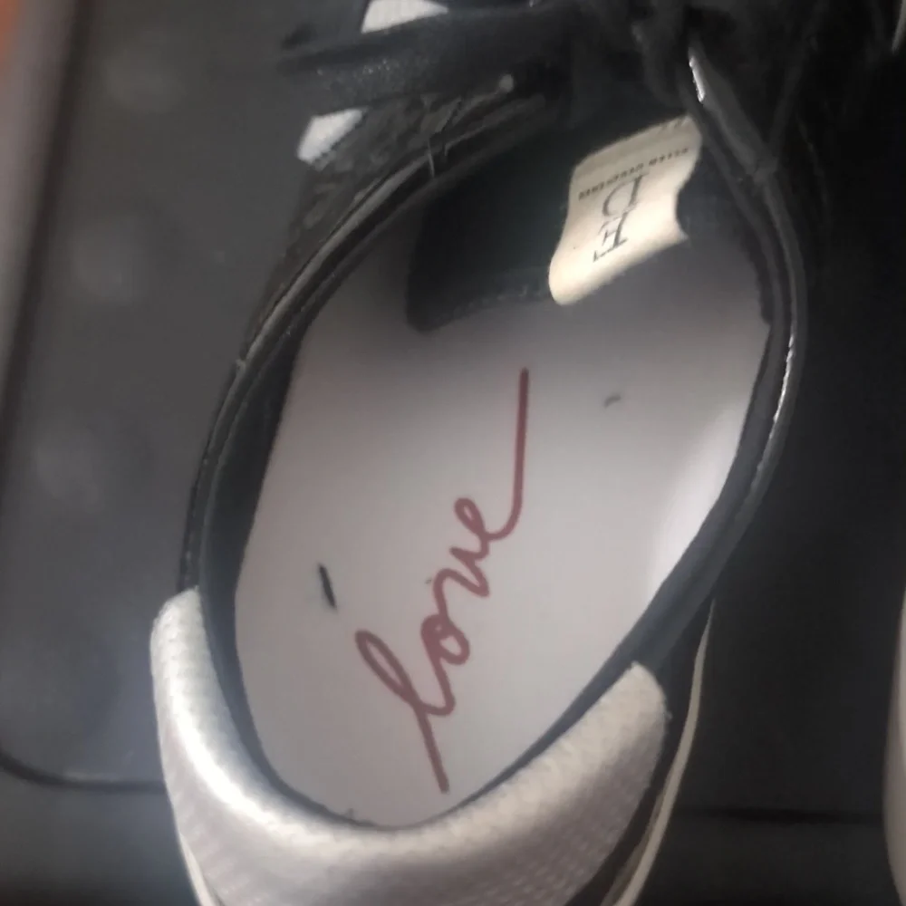 ED Love Black Leather Sneakers Size 9M